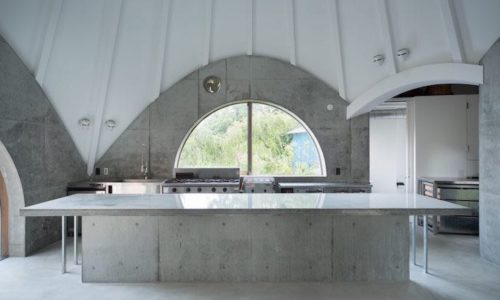 IMPORTANTE PROPRIETA&#8217; CON 12.000 MQ. DI PARCO