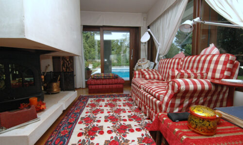 Villa con Piscina
